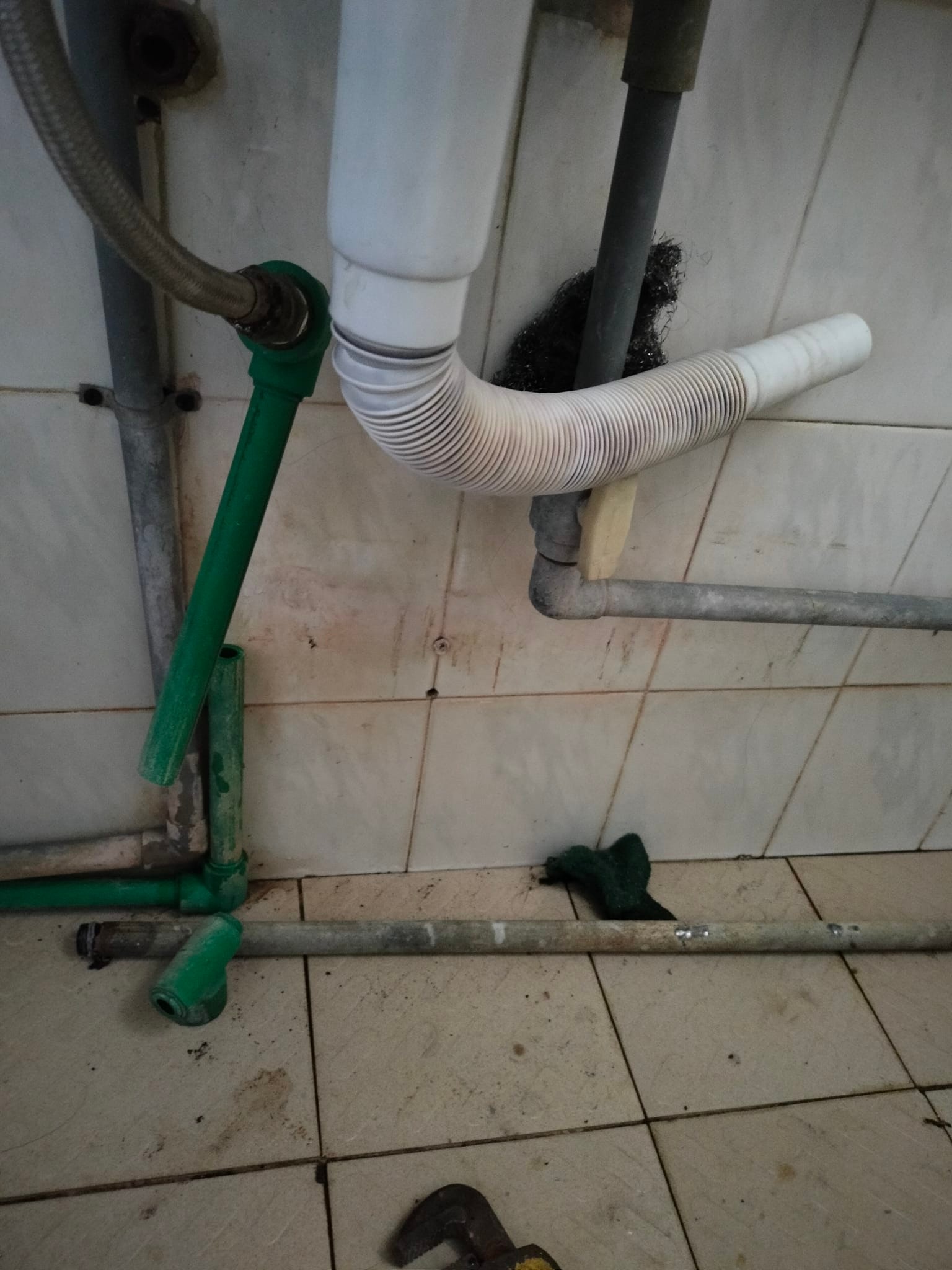 Thợ sửa ống nước tại Văn Phú