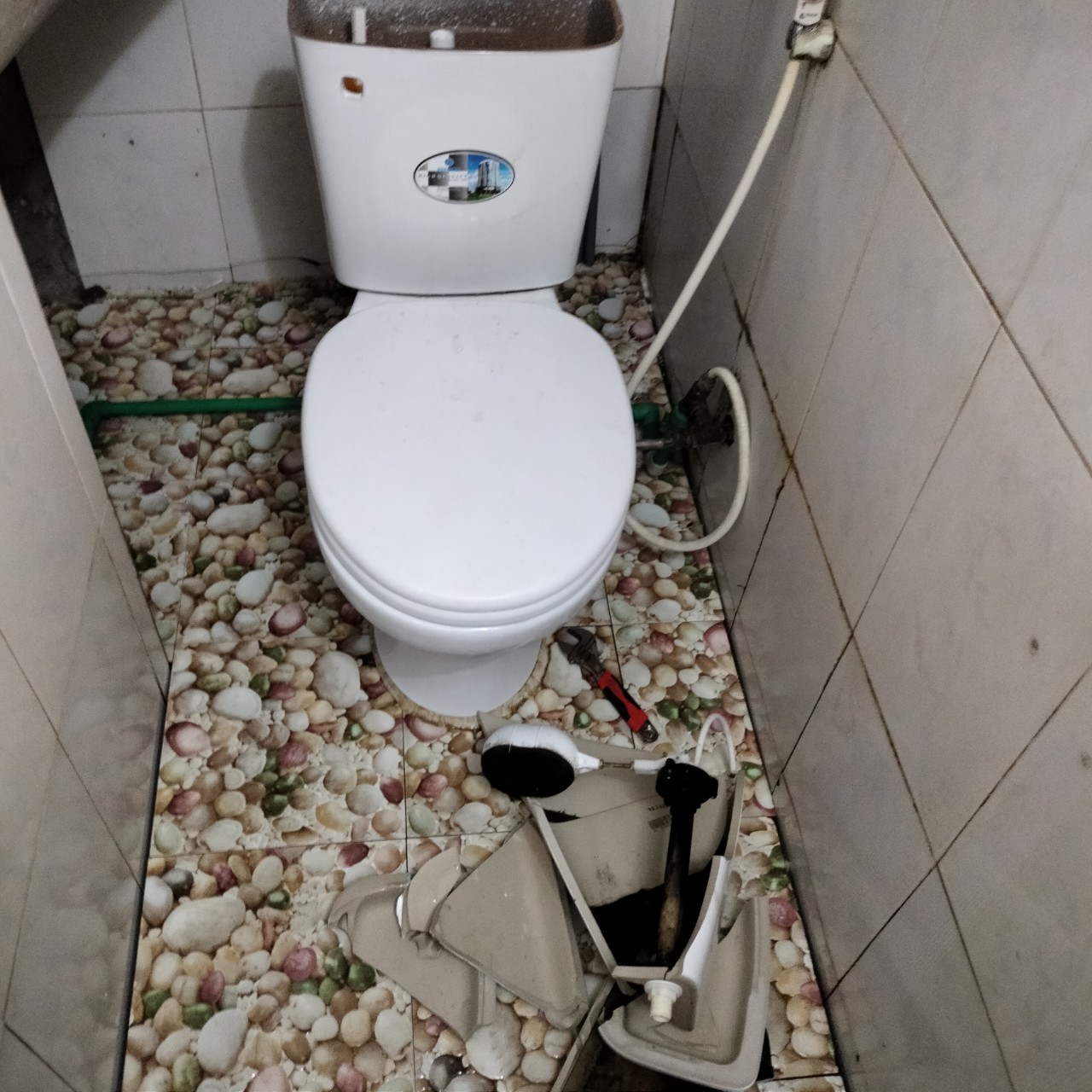 thợ sủa mùi hôi nhà vệ sinh tại Hà Nội